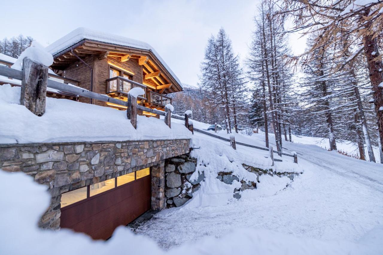 Chalet Imbosc'Che - 5 Beautiful Rooms In Charming B&B Livigno Exterior foto