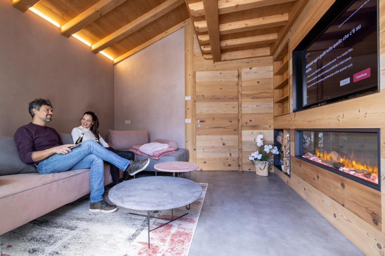 Chalet Imbosc'Che - 5 Beautiful Rooms In Charming B&B Livigno Exterior foto