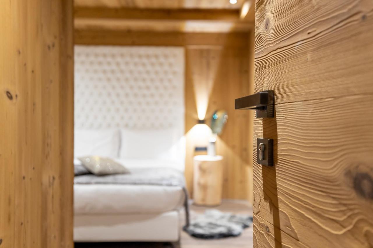 Chalet Imbosc'Che - 5 Beautiful Rooms In Charming B&B Livigno Exterior foto